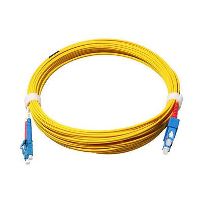سلك تصحيح كابل الألياف G657a2 الأبيض SC APC إلى وضع فردي SC APC 3m