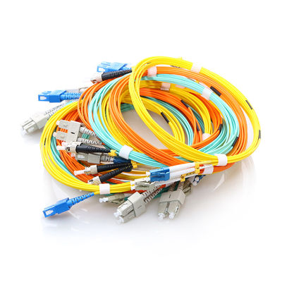 كابل تصحيح كابل الألياف الأحادي البسيط FTTH 2.0 مم 3.0 مم LC UPC