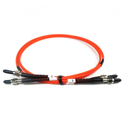 سلك تصحيح كابل الألياف البسيط الصناعي FTTH مع موصل SMA 905