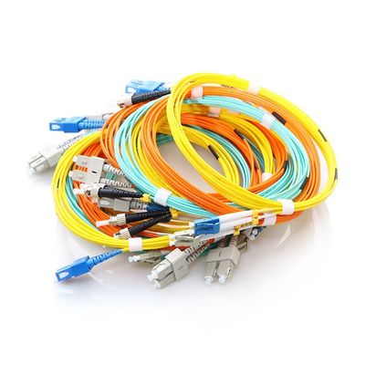 SC APC - SC APC سلك تصحيح كابل الألياف وضع فردي G657A 9/125 سيمبلكس Duplex