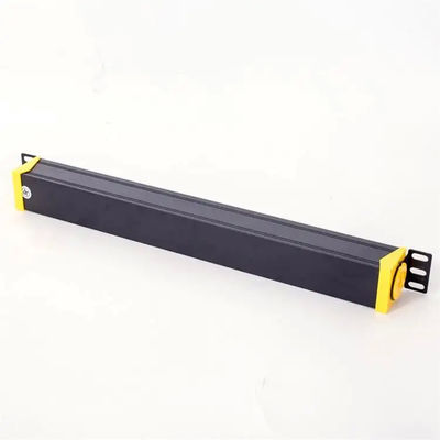 تخصيص 8 Way PDU Rack Mount Socket مع مادة مقاومة للهب عالية